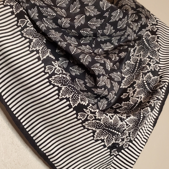 Silky Black White Stripe Leaf Print Triangle Scarf - Picture 4 of 5